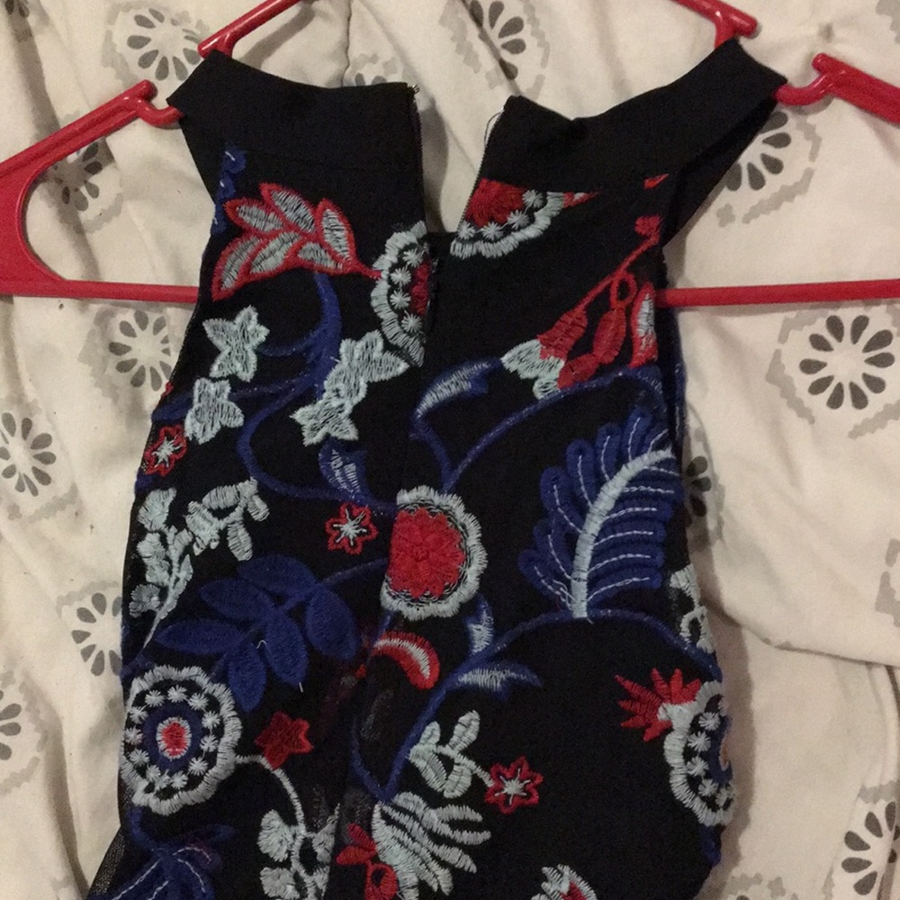 Dress - Picture 3 of 3